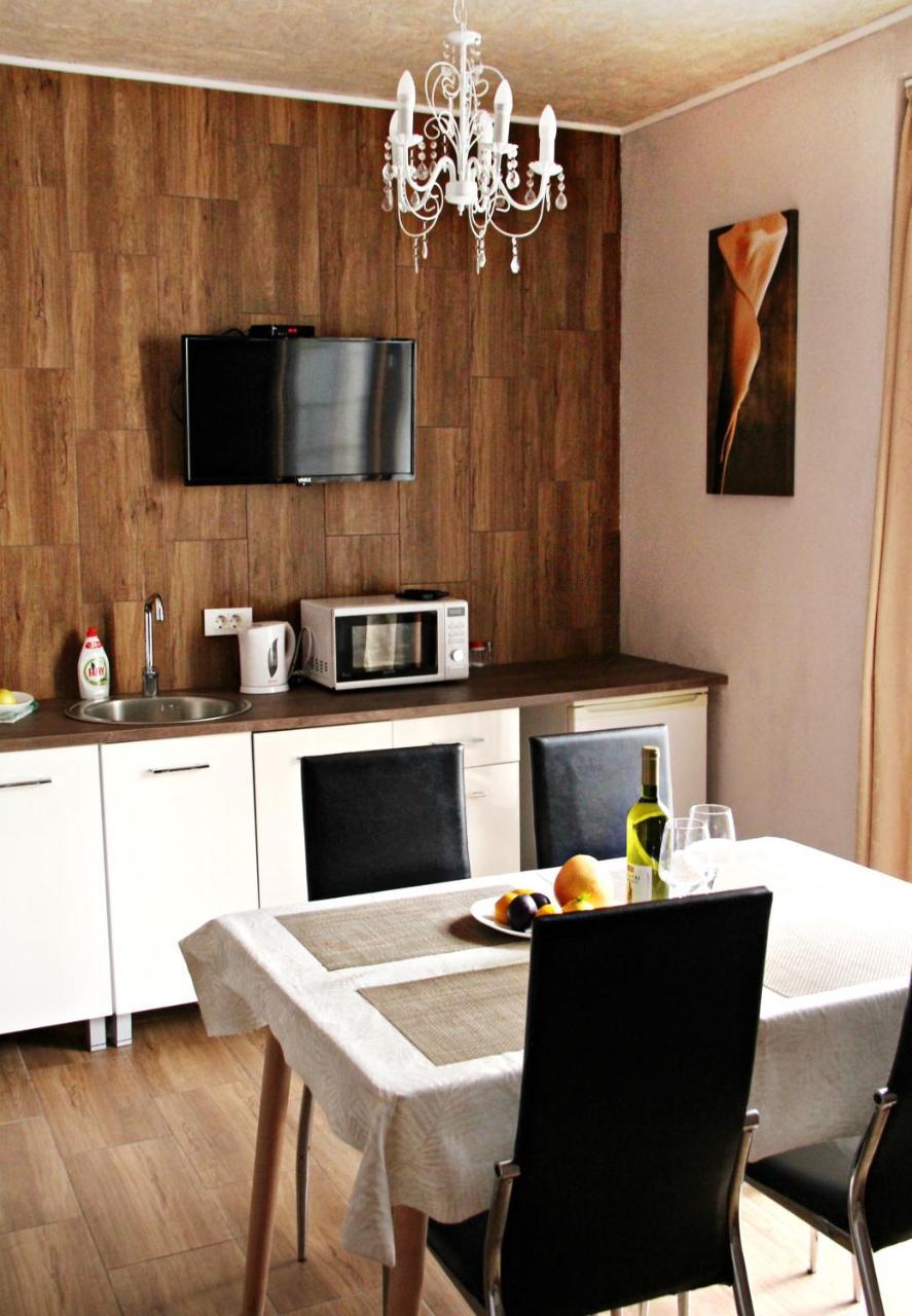 Apartments Astoria Hn Herceg Novi Bagian luar foto